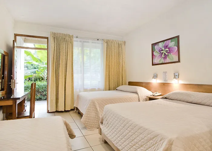 Hotel Boyeros 3*